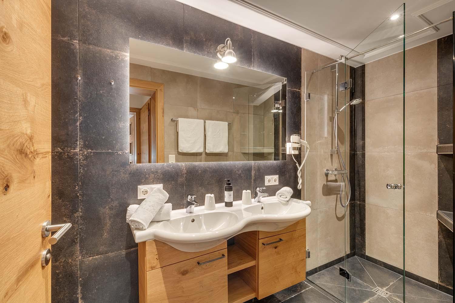 Apparthotel Talhof, Restaurant, Pool Und Spa オーバーアウ エクステリア 写真