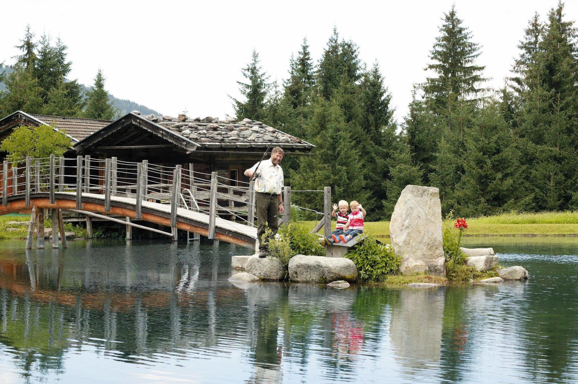 Apparthotel Talhof, Restaurant, Pool Und Spa オーバーアウ エクステリア 写真